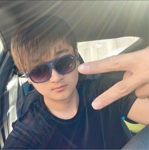 Meet your Posher, Huang